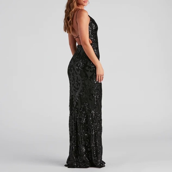 Black Lila Formal Open-Back Sequin Mermaid Dress - Picture 2 of 4